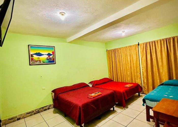 Hotel Emiss Panajachel