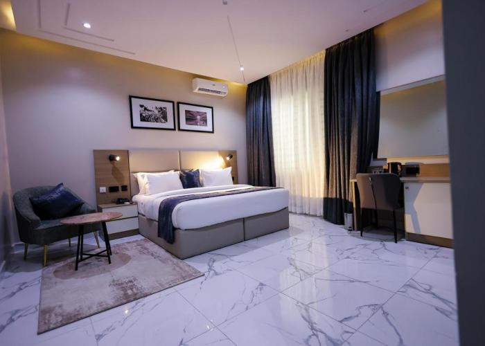 Ringruby Hotel, Oduduwa Way
