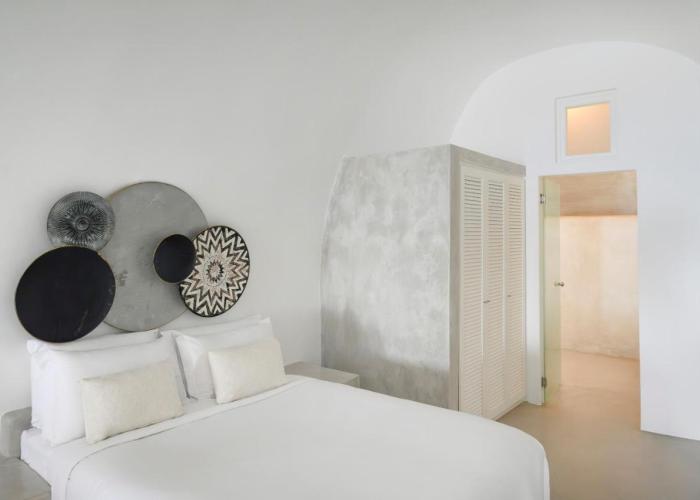 Hommage Suites with Caldera View Hot tub