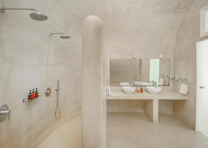 Hommage Suites with Caldera View Hot tub