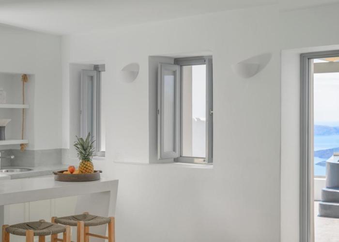 Hommage Suites with Caldera View Hot tub