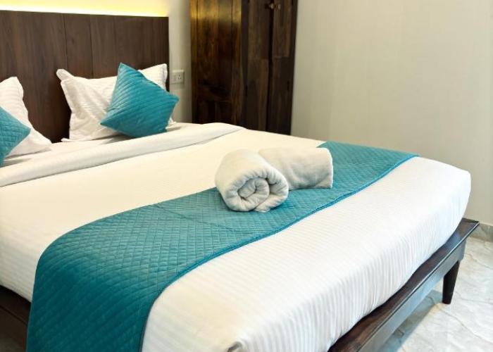 Hotel Emerald