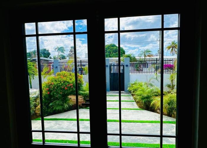 Eagle Stays Aruba-NEW Luxurious One Bedroom Apartment Near Eagle Beach!