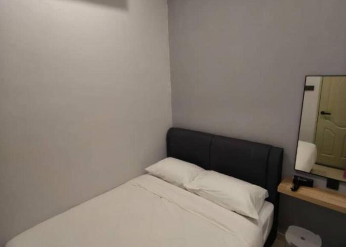 Room 2 U Hostel & Guest House