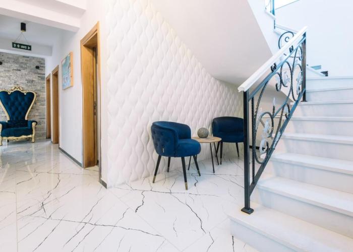 Hotel Platinum Lux