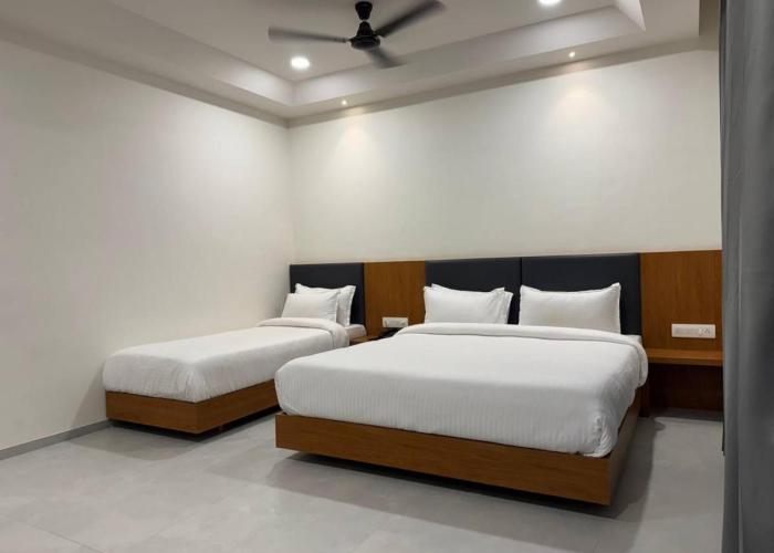 Hotel Madhukta Inn
