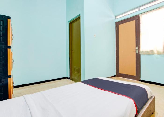 Hotel O Ump Near Alun Alun Purwokerto