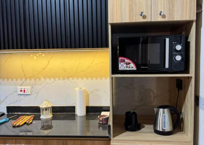 House 12 Two-Bed Studio Apartment