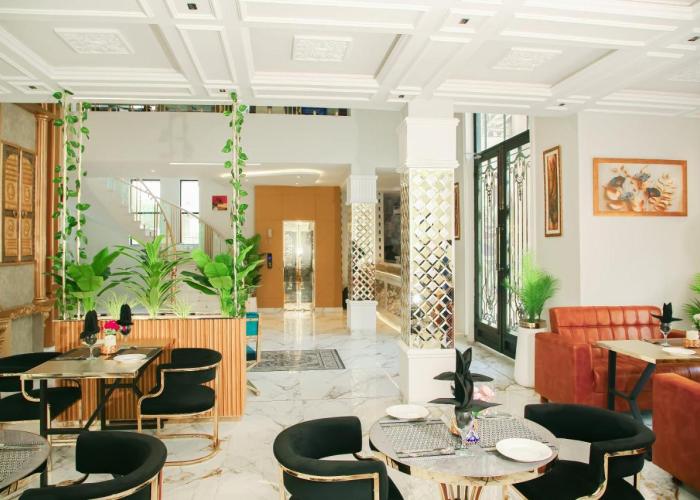 Grand Shalimar Hotel
