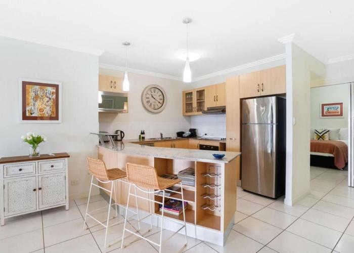 Waves & Wonders Ocean view apartment