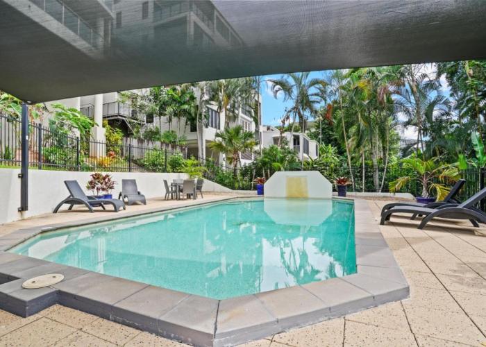 Waves & Wonders Ocean view apartment