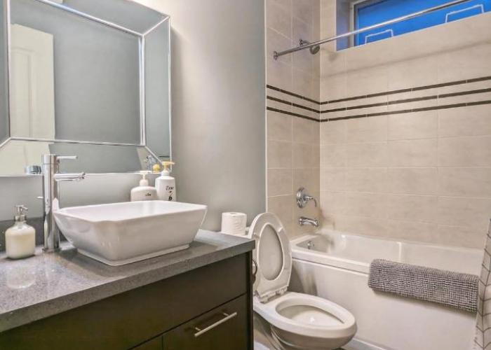 Cozy home with 3beds2baths in Marpole Vancouver