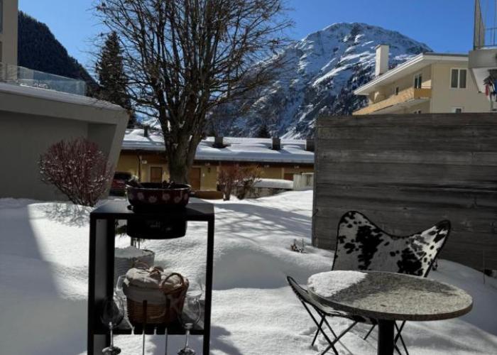 Schickes Apartment im herzen Pontresina