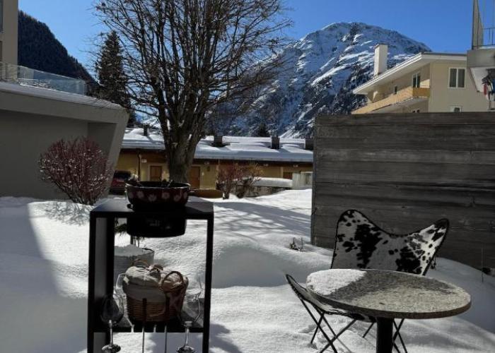 Schickes Apartment im herzen Pontresina