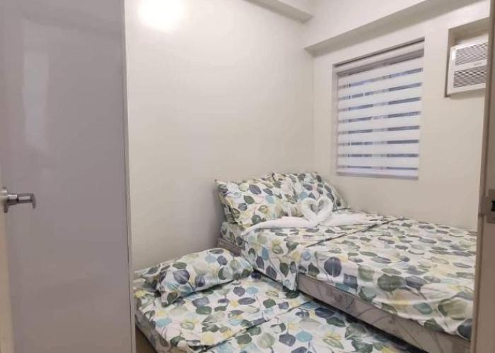 2BR Fully Furnished Condo Unit near SM Fairview