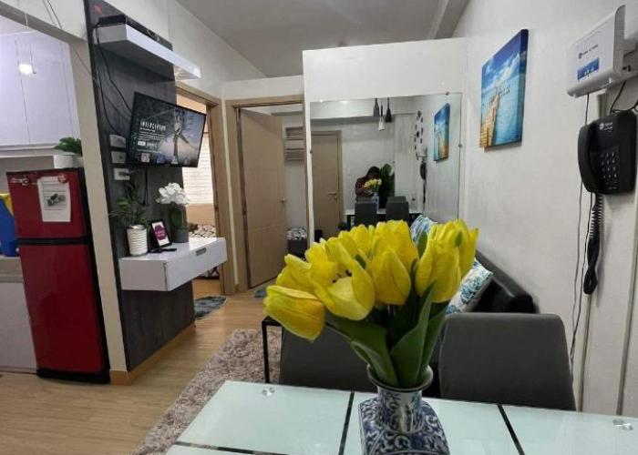2BR Fully Furnished Condo Unit near SM Fairview