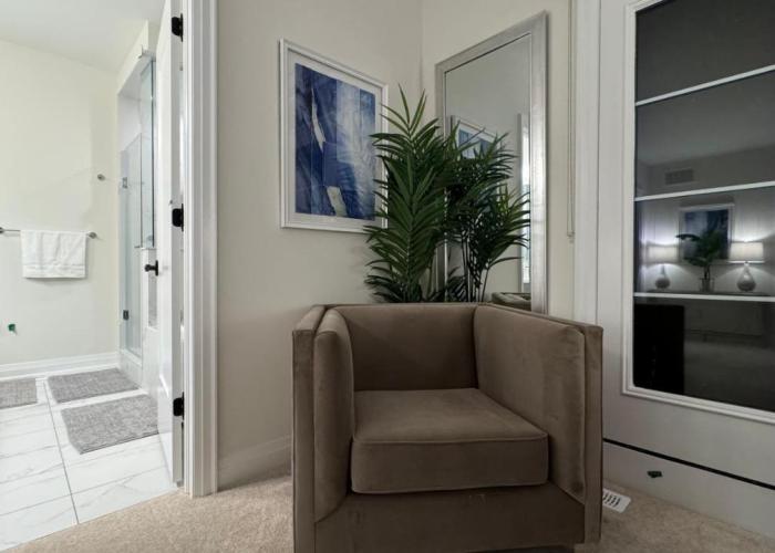 Exquisite Luxury Townhomes in Elite Angus Glen Estate
