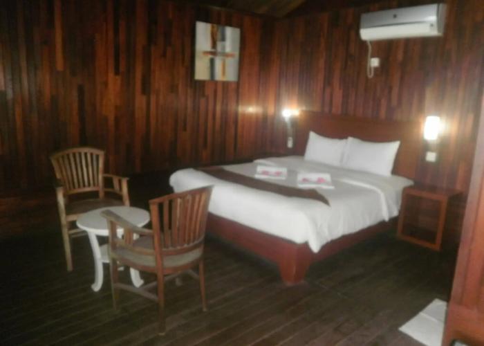 Cavery Beach Hotel