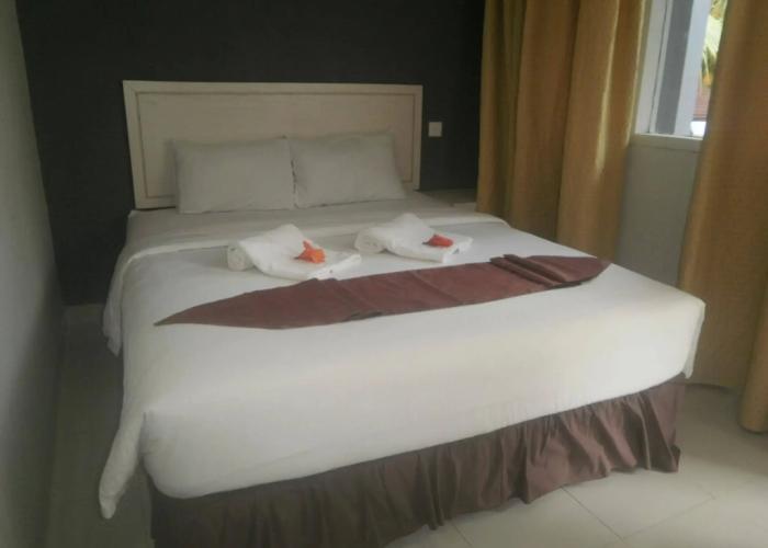 Cavery Beach Hotel