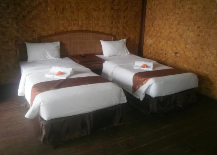 Cavery Beach Hotel
