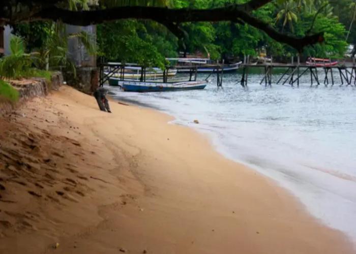 Cavery Beach Hotel