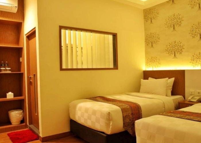 Deivan Hotel