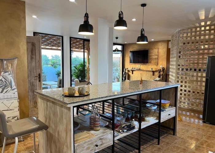Studio élégant près des Maristes