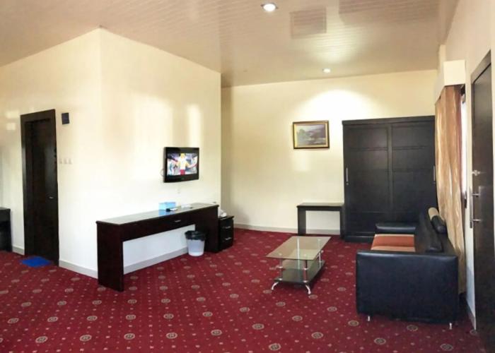 Grand Sari Hotel