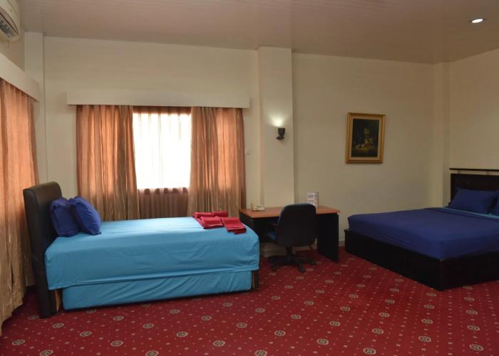 Grand Sari Hotel
