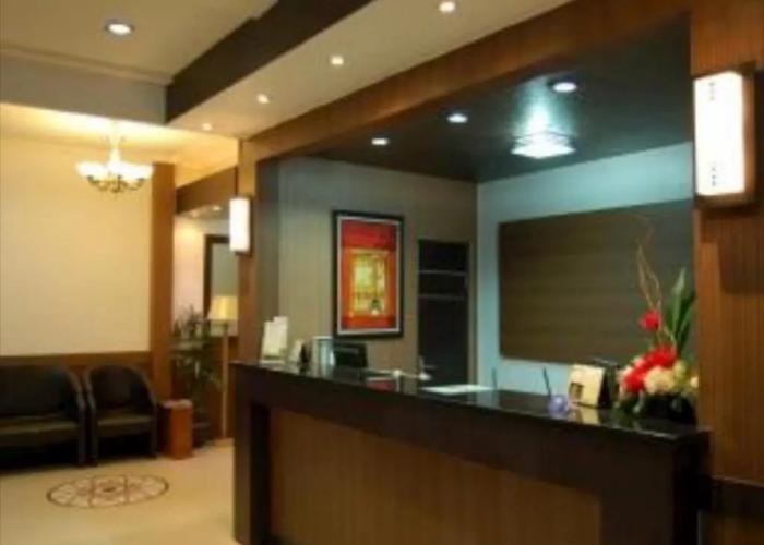 Grand Sari Hotel
