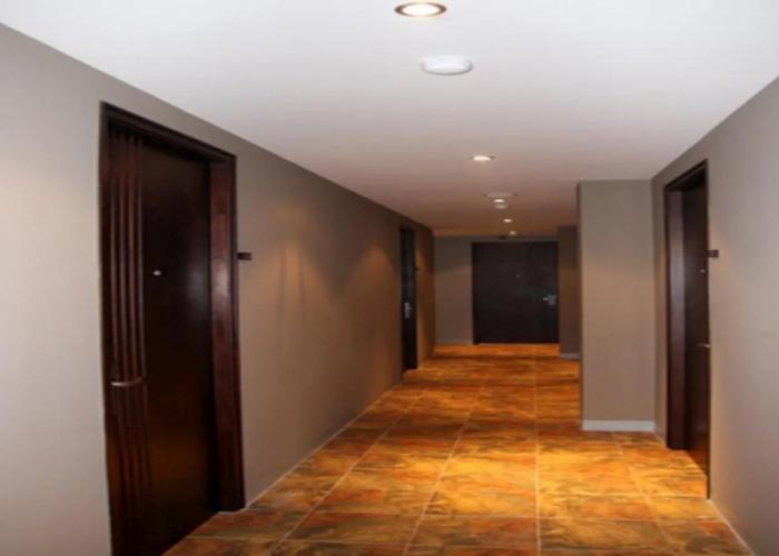 Plan B Hotel