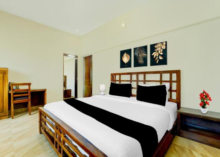 Collection O Charing Cross Ooty