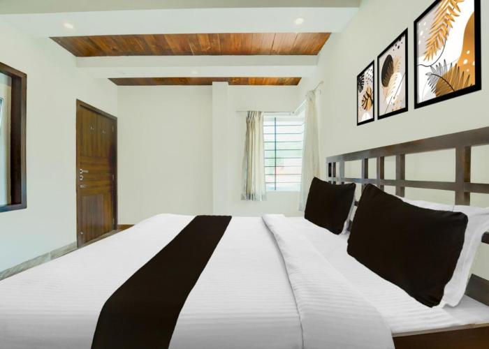 Collection O Charing Cross Ooty