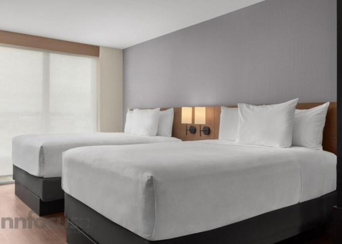 Hyatt Place Mississauga / Airport Corp Center