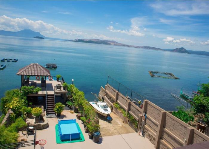 Talisay Lake House
