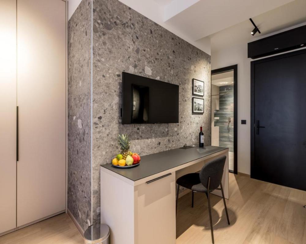 фото Riviera Suites
