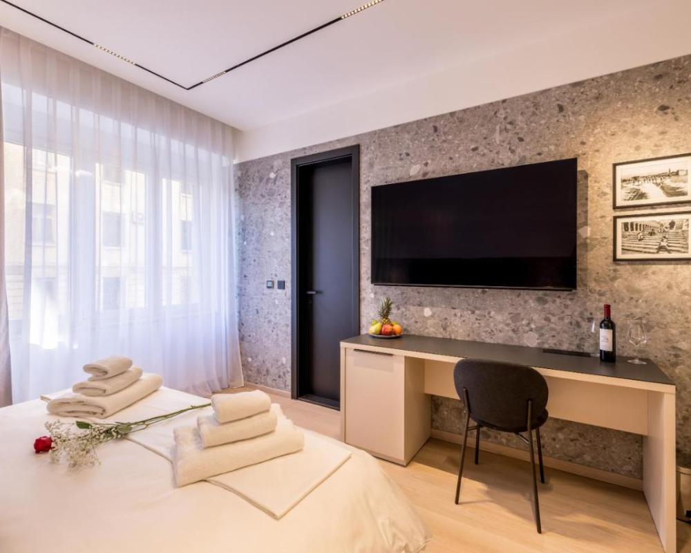 фото Riviera Suites