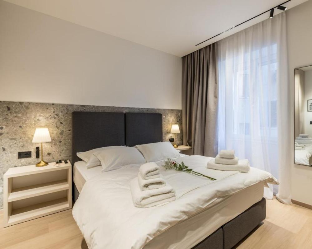 фото Riviera Suites
