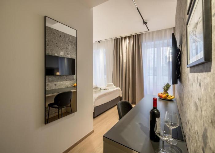 Riviera Suites