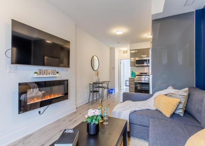 Niagara Luxe Suite, 4min to Falls With Fireplace, Ping Pong