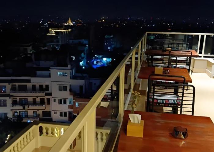 Hotel Sherpani