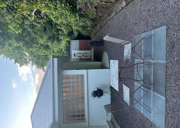 Beautiful Studio apartment in Beaufort Village on Local Link Bus Route