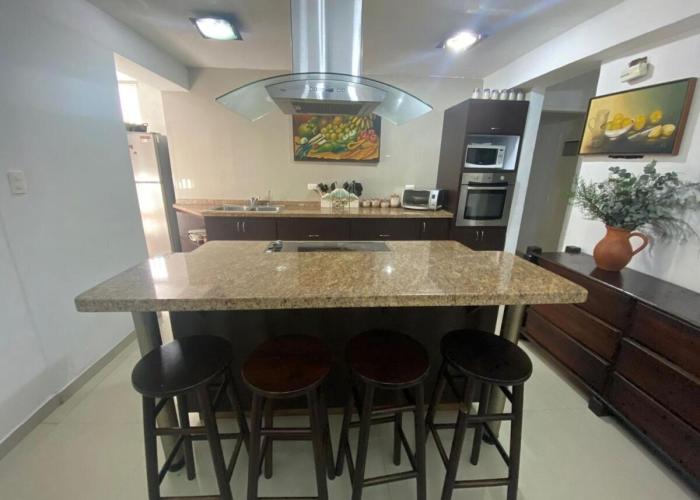 Caracas La Boyera beautiful and large apto