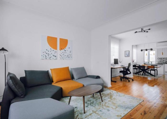 Luminous Central Retreat Spacious 2BD Apartment by Flat Mаnager