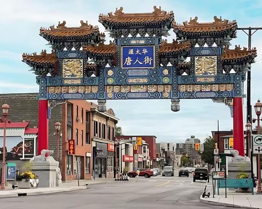 фото Studio King Bed Apartment - Close to Chinatown