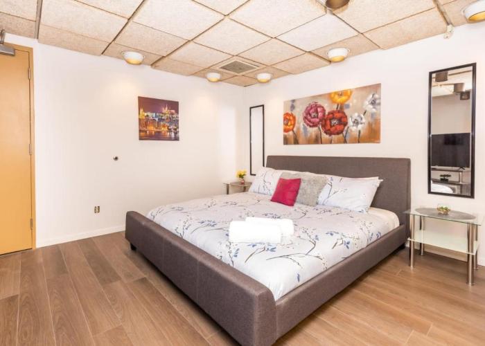 Studio King Bed Apartment - Close to Chinatown