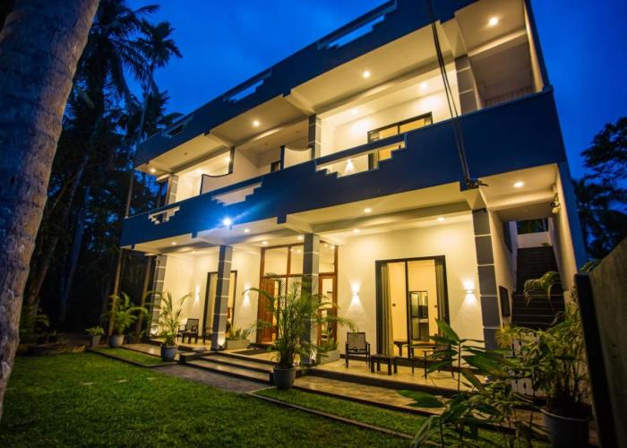 Monarcho Villa
