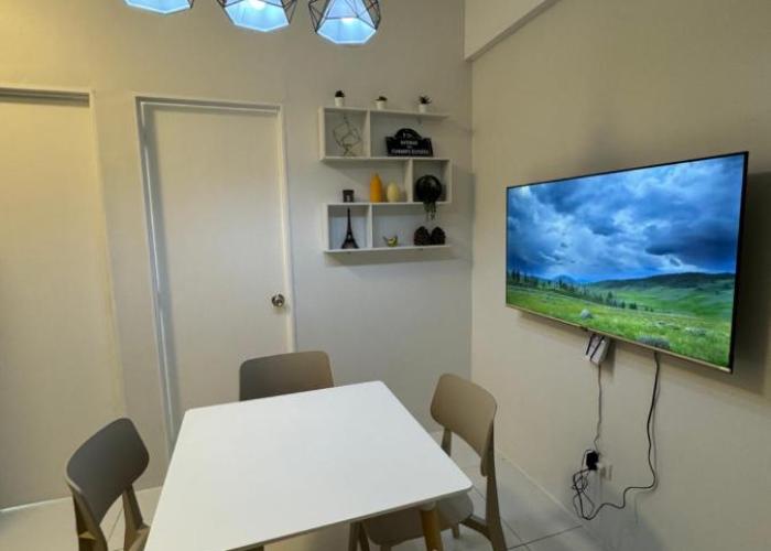 Naga City Centro 2BR River view Condominium with Fiber Internet