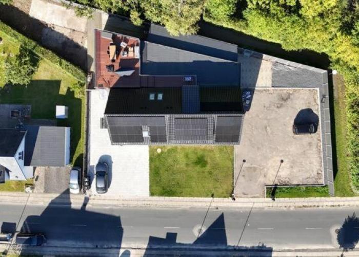 Charming house for 11 persons in Odense with Luxury Rooftop Deck & Free Parking
