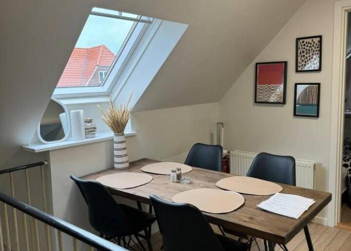 Charming house for 11 persons in Odense with Luxury Rooftop Deck & Free Parking